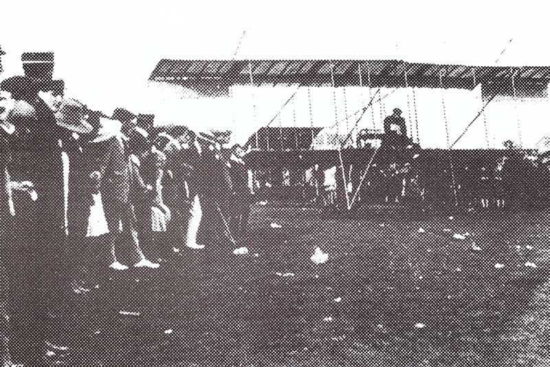 Bi-plane at Rhos-on-Sea Golf Club